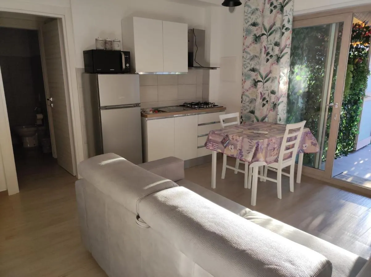 Tiny Green Apartament In Rome - Magliana